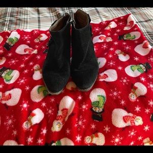 Like new Black suede bootie